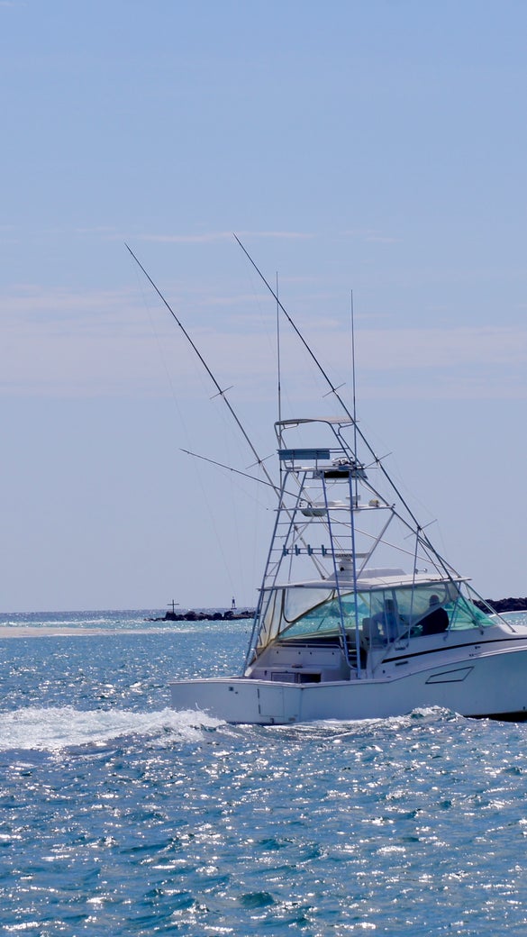 Cabo 40 Express: The Ultimate Offshore Sportfishing Yacht for the Gulf ...
