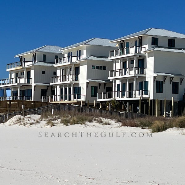 Life on the Alabama Gulf Coast is hard to beat! The Bluffs at Orange Beach has all the amenities you're looking for—from private beach access to first-class restaurants and shopping. With The Amon Team you can find