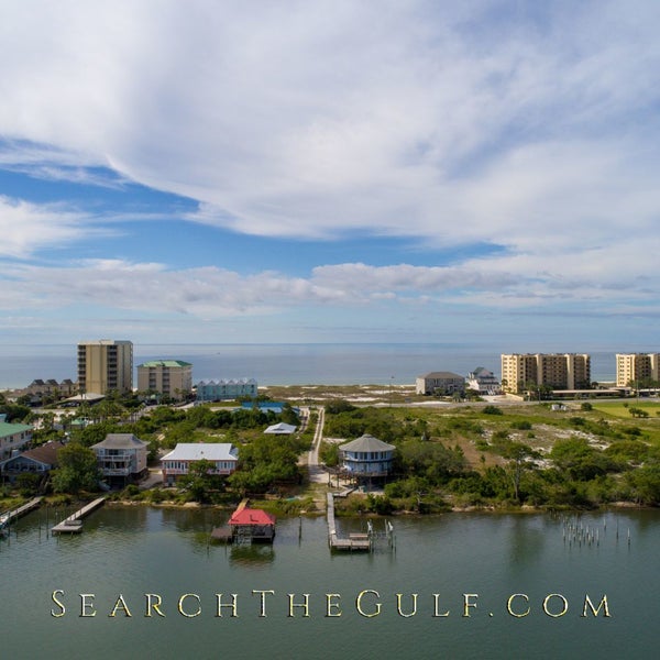 AmonRusso Team at Sotheby's International Realty Real Estate in