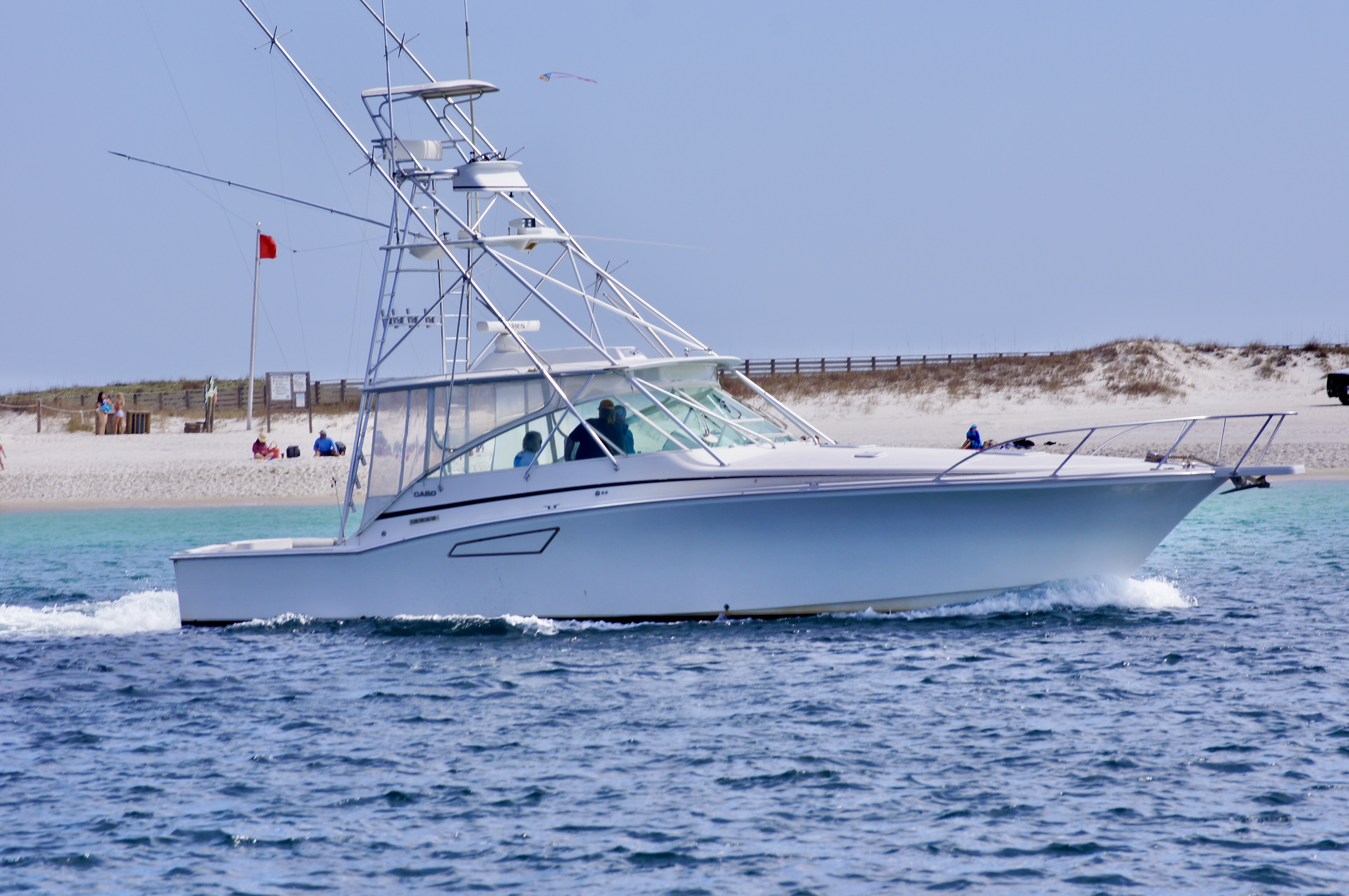Cabo 40 Express: The Ultimate Offshore Sportfishing Yacht for the Gulf ...