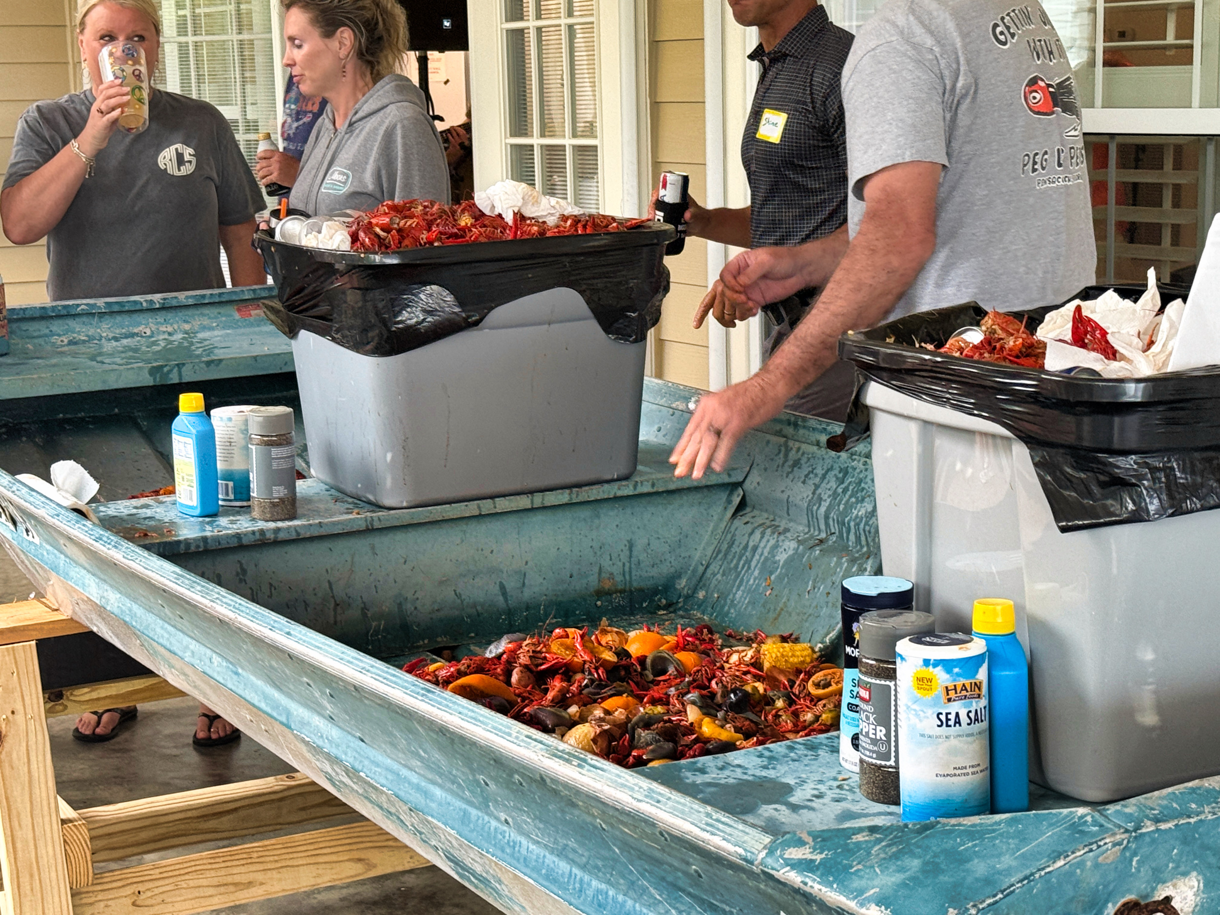 Ono Island Crawfish Boil Social Clubs