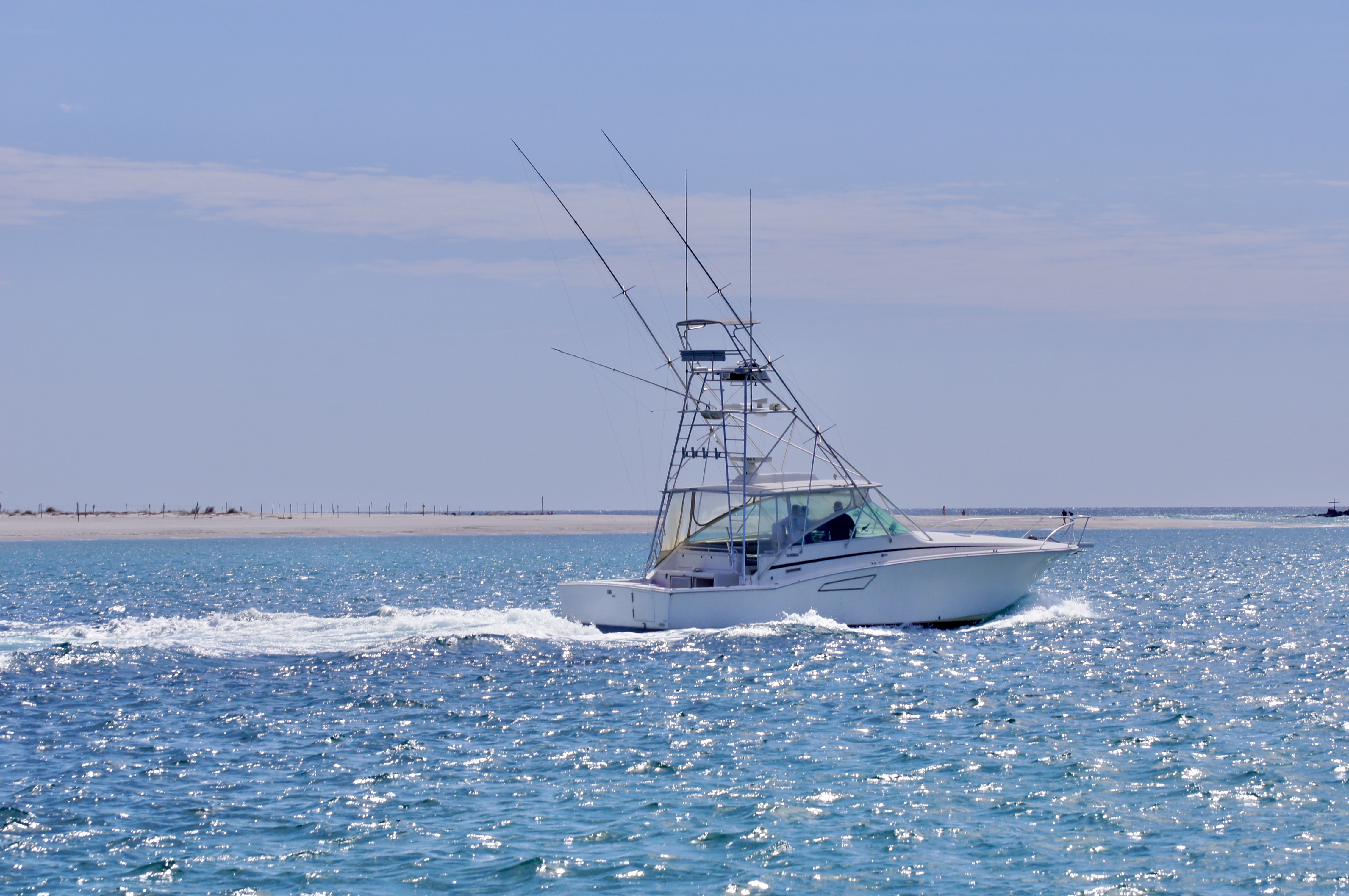 Cabo 40 Express: The Ultimate Offshore Sportfishing Yacht for the Gulf ...